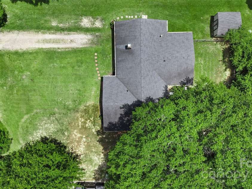 2536 Cambridge Drive, Lancaster, SC 29720.  MLS# CAR4266879, YatesRealty ID 22572. 