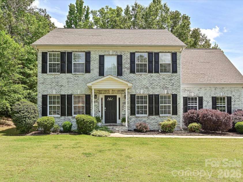 4134 Flint Drive, Lancaster, SC 29720.  MLS# CAR4378672, YatesRealty ID 22573. 