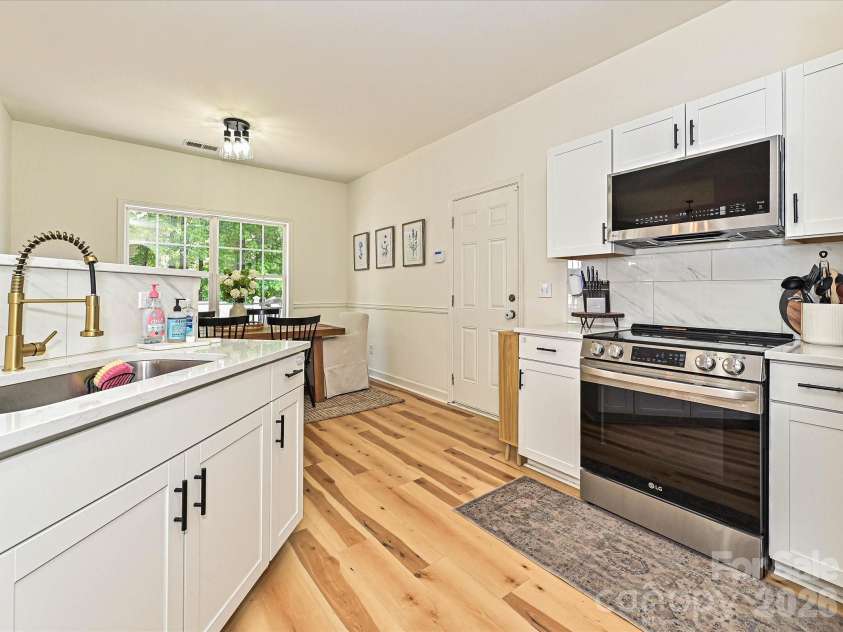4134 Flint Drive, Lancaster, SC 29720.  MLS# CAR4378672, YatesRealty ID 22573. 