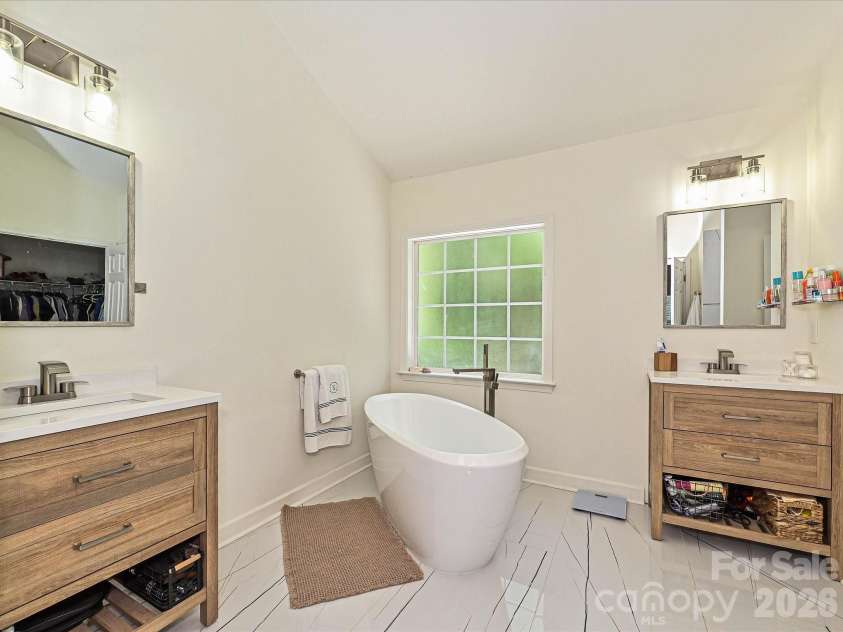 4134 Flint Drive, Lancaster, SC 29720.  MLS# CAR4378672, YatesRealty ID 22573. 