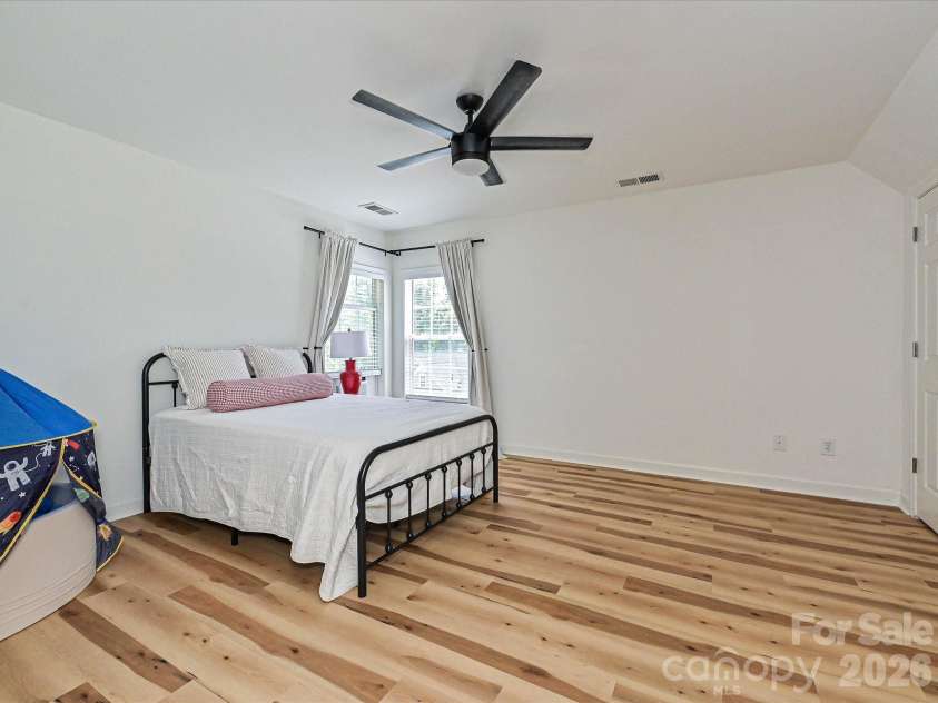 4134 Flint Drive, Lancaster, SC 29720.  MLS# CAR4378672, YatesRealty ID 22573. 