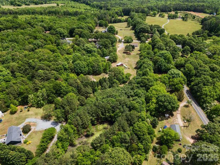5129 Harmony Church Road, Edgemoor, SC 29712.  MLS# CAR4376418, YatesRealty ID 22575. 