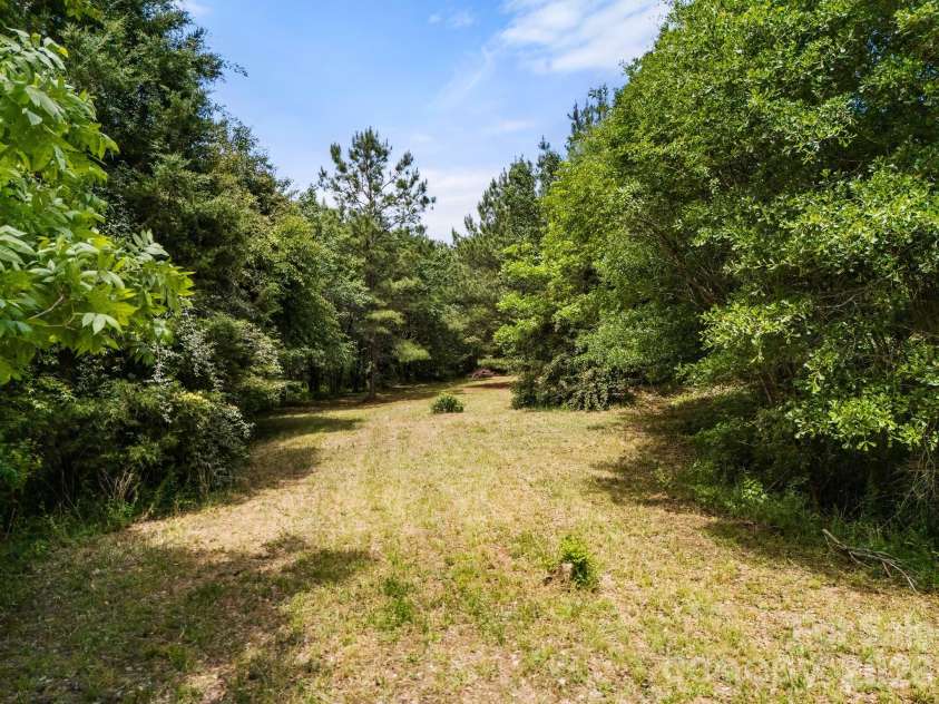 5129 Harmony Church Road, Edgemoor, SC 29712.  MLS# CAR4376418, YatesRealty ID 22575. 