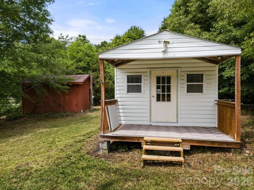 5129 Harmony Church Road, Edgemoor, SC 29712.  MLS# CAR4376418, YatesRealty ID 22575. 