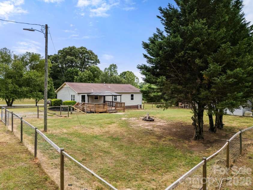 5129 Harmony Church Road, Edgemoor, SC 29712.  MLS# CAR4376418, YatesRealty ID 22575. 