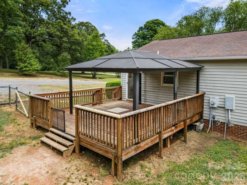5129 Harmony Church Road, Edgemoor, SC 29712.  MLS# CAR4376418, YatesRealty ID 22575. 