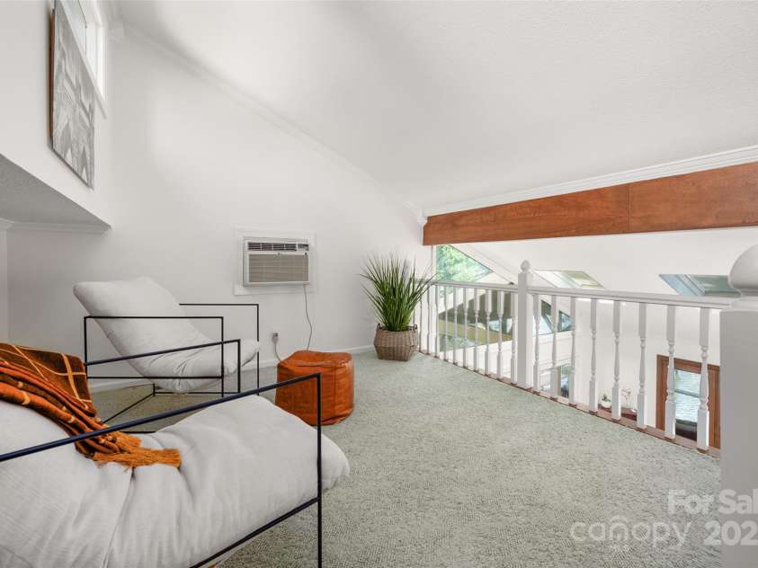 6259 River Cabin Lane, Charlotte, NC 28278.  MLS# CAR4271955, YatesRealty ID 22576. 