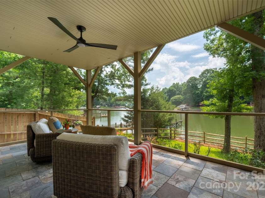 6259 River Cabin Lane, Charlotte, NC 28278.  MLS# CAR4271955, YatesRealty ID 22576. 