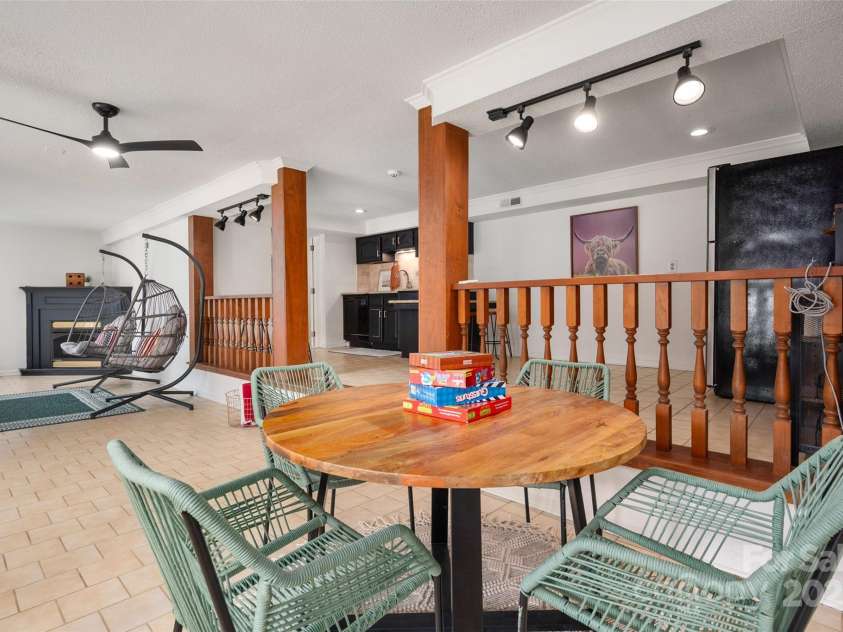 6259 River Cabin Lane, Charlotte, NC 28278.  MLS# CAR4271955, YatesRealty ID 22576. Spacious flex space in basement perfect for gathering, entertaining, or simply enjoying time together.