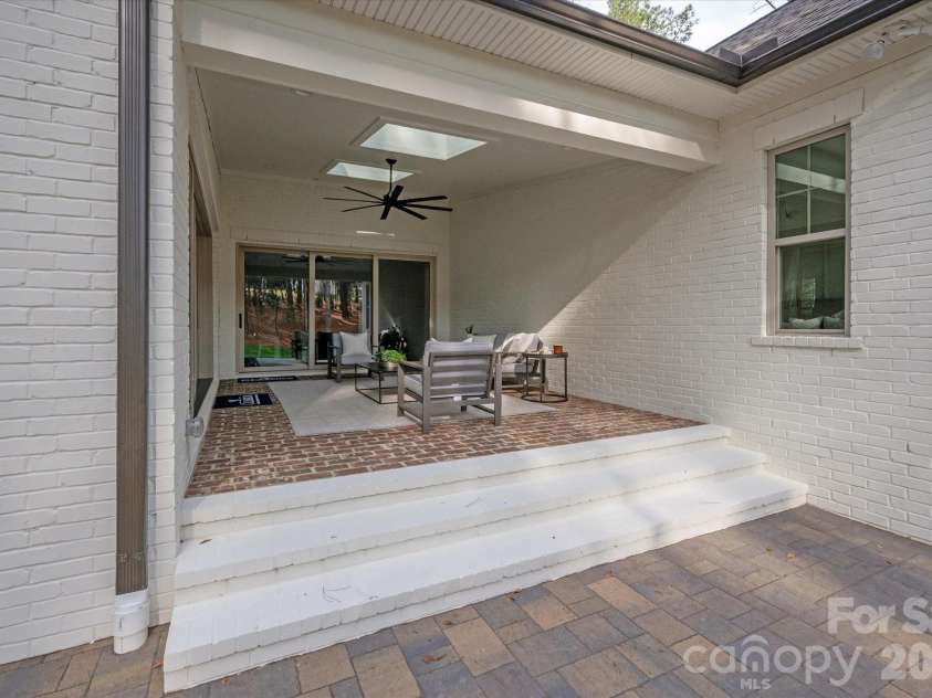 6274 Chimney Bluff Road, Lancaster, SC 29720.  MLS# CAR4254935, YatesRealty ID 22576. 