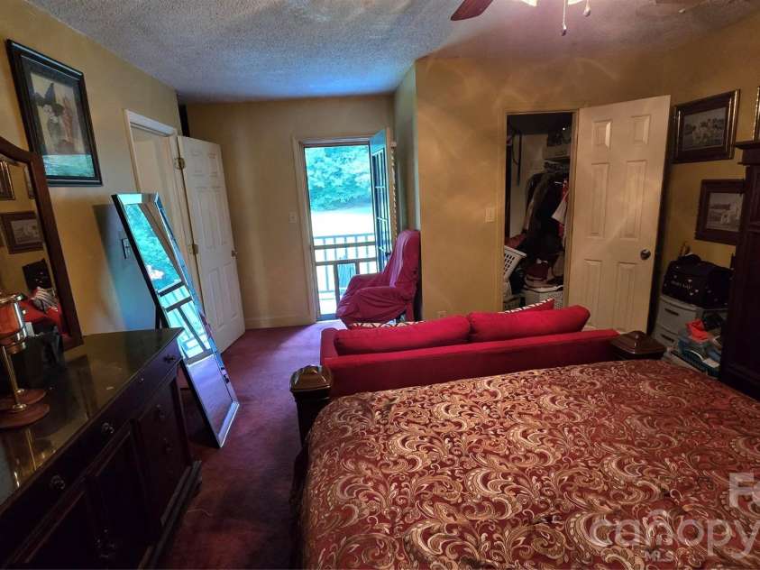 2715 Shandon Road, Rock Hill, SC 29730.  MLS# CAR4297172, YatesRealty ID 22577. 