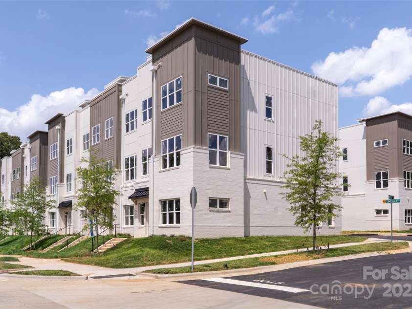 5007 Nimes Road, Charlotte, NC 28208.  MLS# CAR4231451, YatesRealty ID 22578. Brand New Construction!  Model Open