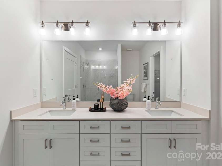 5007 Nimes Road, Charlotte, NC 28208.  MLS# CAR4231451, YatesRealty ID 22578. Model Home Photos