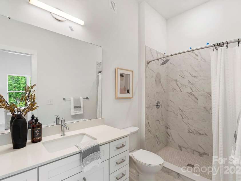 5007 Nimes Road, Charlotte, NC 28208.  MLS# CAR4231451, YatesRealty ID 22578. Model Home Photos