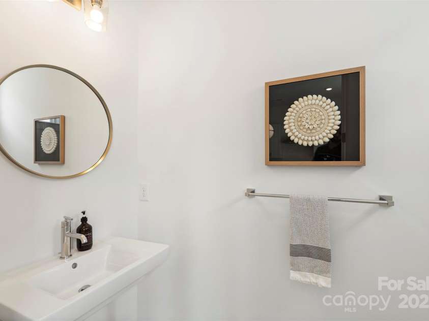 5007 Nimes Road, Charlotte, NC 28208.  MLS# CAR4231451, YatesRealty ID 22578. Model Home Photos