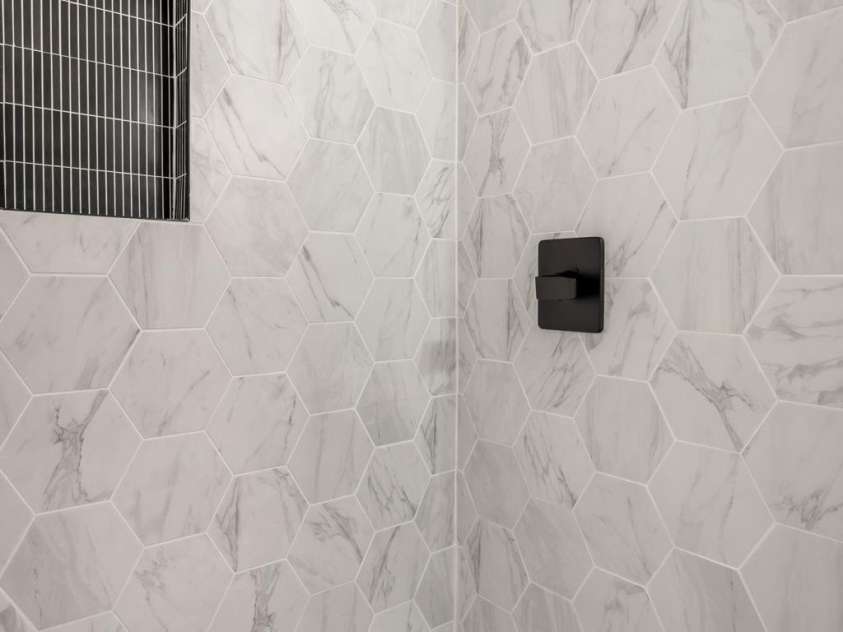 102 Theodore Avenue, Lexington, NC 27292.  MLS# CAR4303771, YatesRealty ID 2258. 