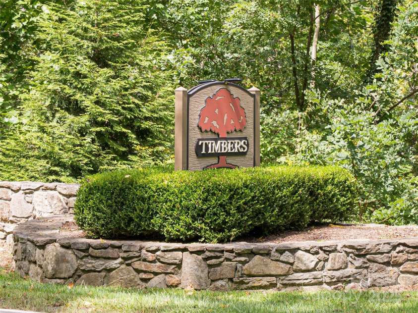 1302 Timber Trail, Asheville, NC 28804.  MLS# CAR4301638, YatesRealty ID 2258. 