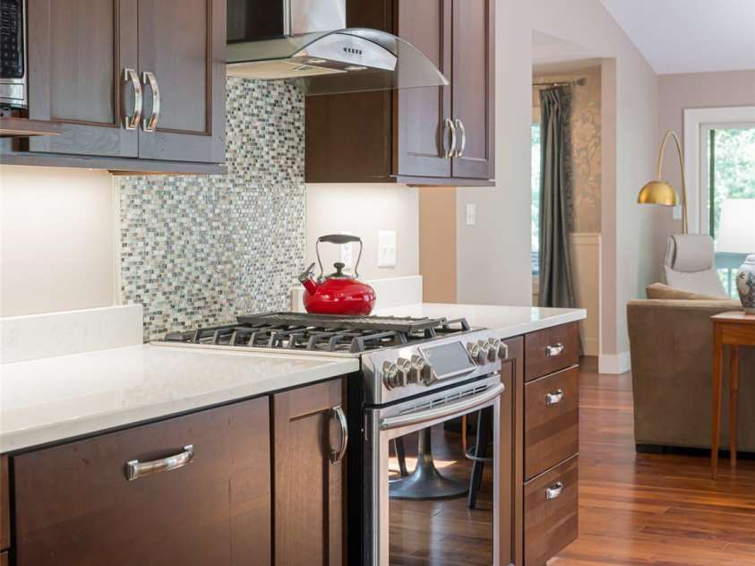 1302 Timber Trail, Asheville, NC 28804.  MLS# CAR4301638, YatesRealty ID 2258. 