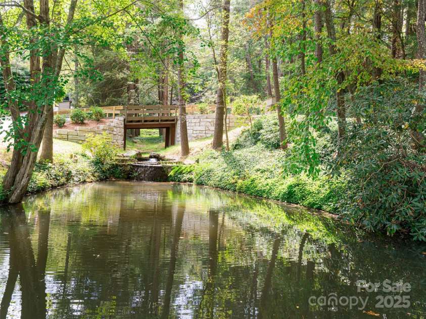 1302 Timber Trail, Asheville, NC 28804.  MLS# CAR4301638, YatesRealty ID 2258. 