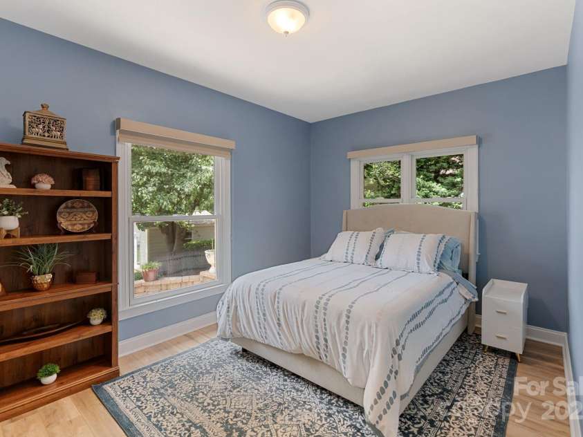 17112 Green Dolphin Lane, Cornelius, NC 28031.  MLS# CAR4251860, YatesRealty ID 22580. 