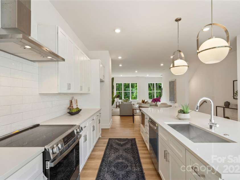 3409 Holabird Lane, Charlotte, NC 28208.  MLS# CAR4262805, YatesRealty ID 22584. 