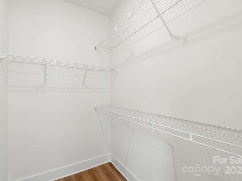 3409 Holabird Lane, Charlotte, NC 28208.  MLS# CAR4262805, YatesRealty ID 22584. 