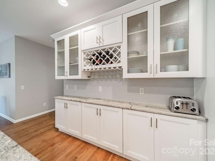 211 Tyndale Court, Waxhaw, NC 28173.  MLS# CAR4265206, YatesRealty ID 22586. 