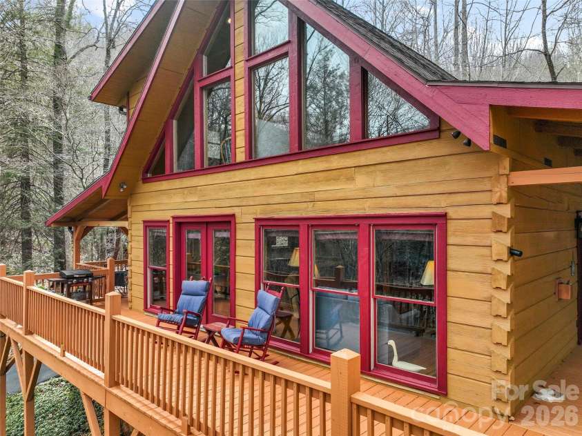 412 Blue Mist Way, Arden, NC 28704.  MLS# CAR4358586, YatesRealty ID 22587. 