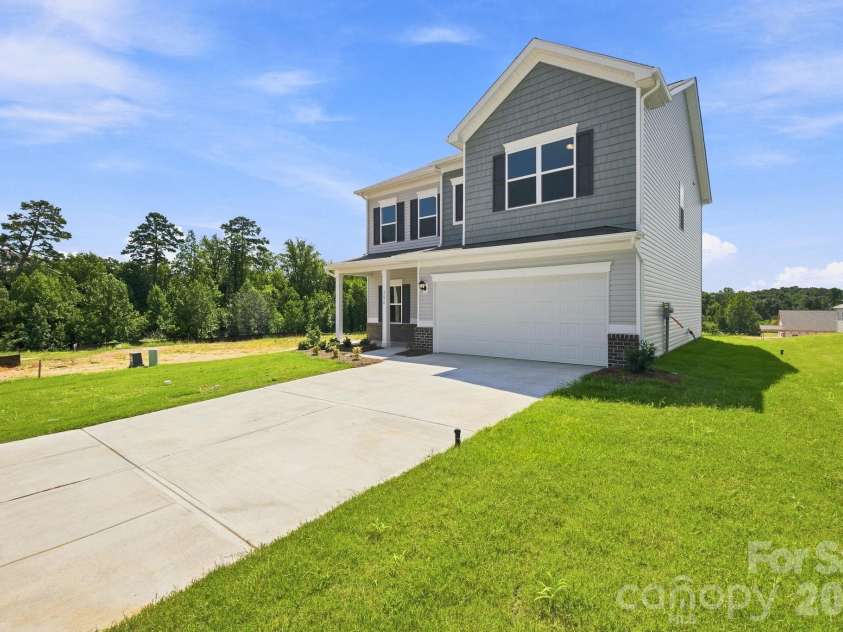 5674 Hagler Loop, Catawba, NC 28609.  MLS# CAR4363137, YatesRealty ID 22588. 