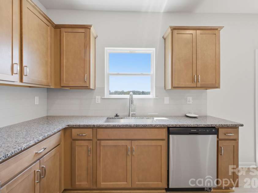5674 Hagler Loop, Catawba, NC 28609.  MLS# CAR4363137, YatesRealty ID 22588. 