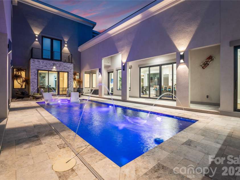 15700 Youngblood Road, Charlotte, NC 28278.  MLS# CAR4317068, YatesRealty ID 2259. 