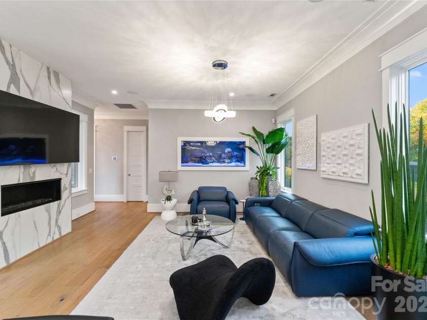 15700 Youngblood Road, Charlotte, NC 28278.  MLS# CAR4317068, YatesRealty ID 2259. 