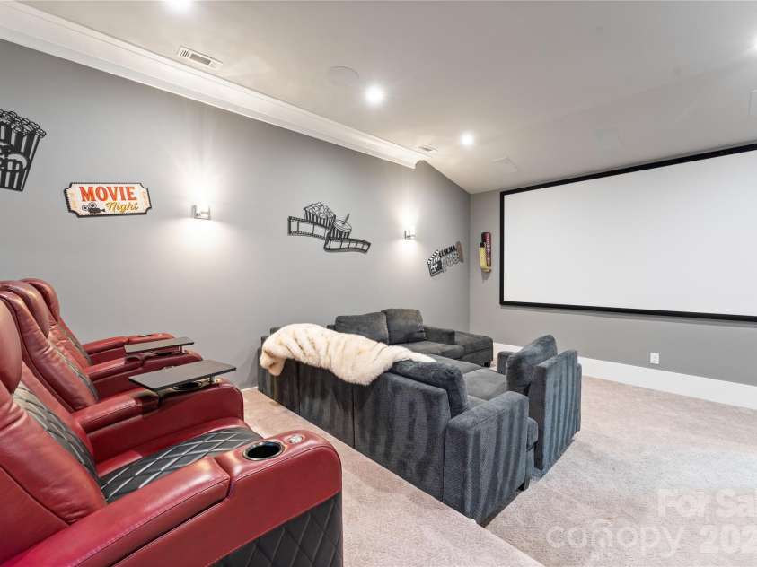 15700 Youngblood Road, Charlotte, NC 28278.  MLS# CAR4317068, YatesRealty ID 2259. 