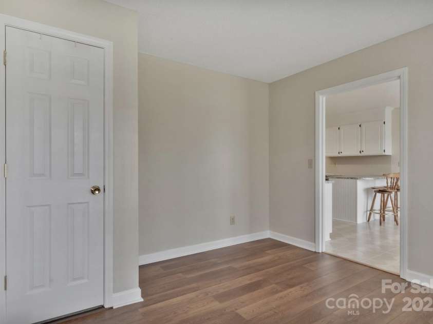 207 Silver Creek Lane, Shelby, NC 28152.  MLS# CAR4234502, YatesRealty ID 2259. 