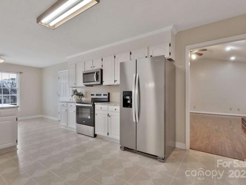 207 Silver Creek Lane, Shelby, NC 28152.  MLS# CAR4234502, YatesRealty ID 2259. 