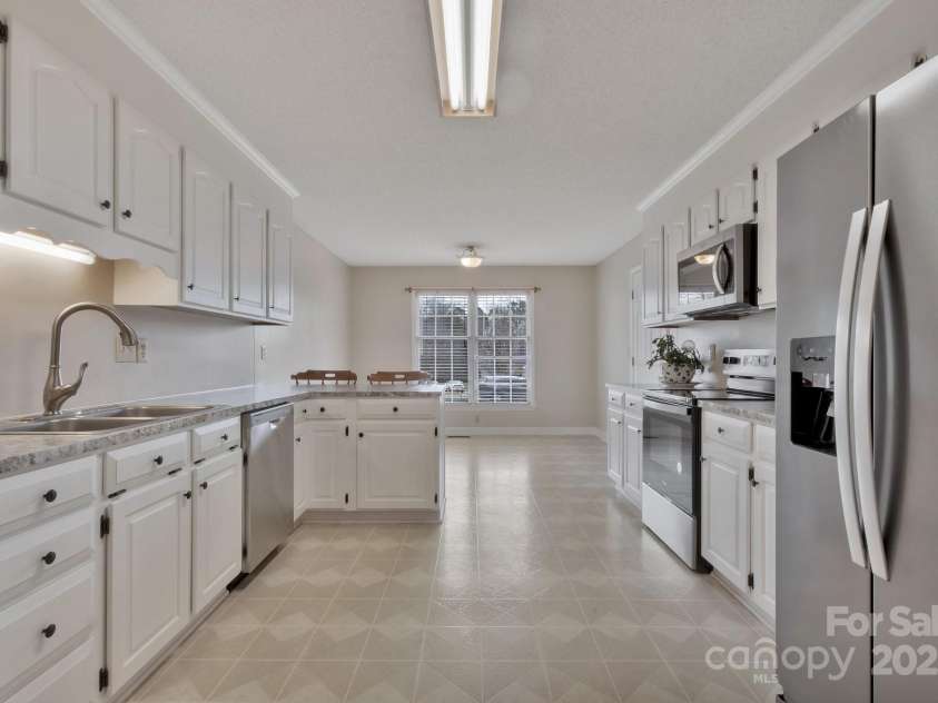 207 Silver Creek Lane, Shelby, NC 28152.  MLS# CAR4234502, YatesRealty ID 2259. 