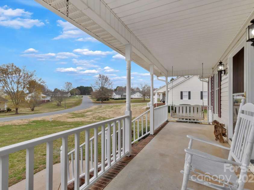 207 Silver Creek Lane, Shelby, NC 28152.  MLS# CAR4234502, YatesRealty ID 2259. 