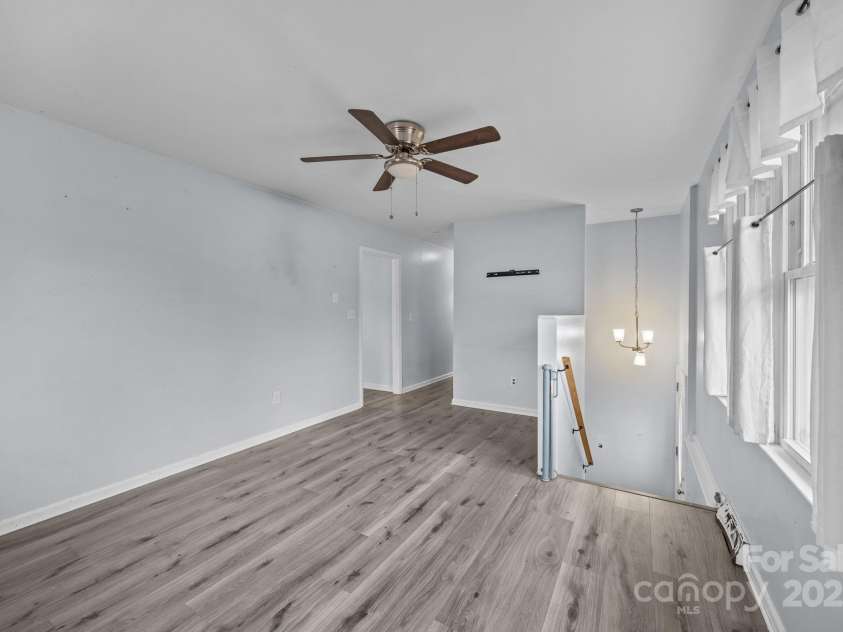222 Saint Jill Circle, Statesville, NC 28625.  MLS# CAR4334143, YatesRealty ID 2259. 