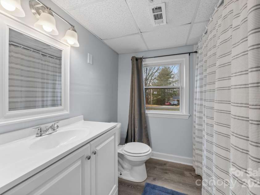 222 Saint Jill Circle, Statesville, NC 28625.  MLS# CAR4334143, YatesRealty ID 2259. 