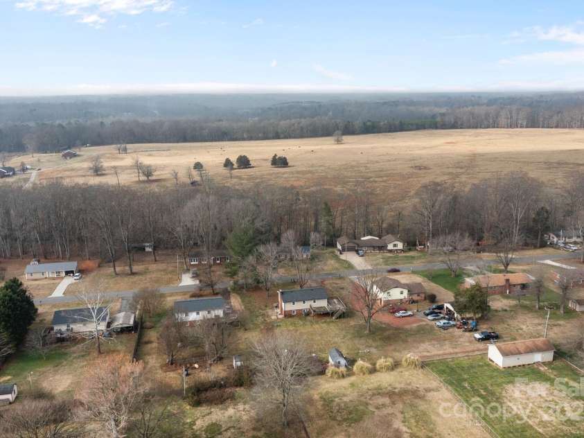 222 Saint Jill Circle, Statesville, NC 28625.  MLS# CAR4334143, YatesRealty ID 2259. 