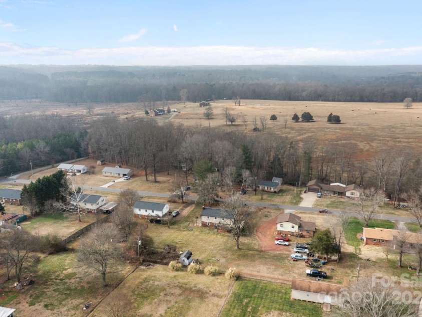 222 Saint Jill Circle, Statesville, NC 28625.  MLS# CAR4334143, YatesRealty ID 2259. 