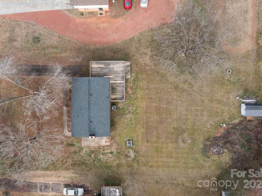 222 Saint Jill Circle, Statesville, NC 28625.  MLS# CAR4334143, YatesRealty ID 2259. 