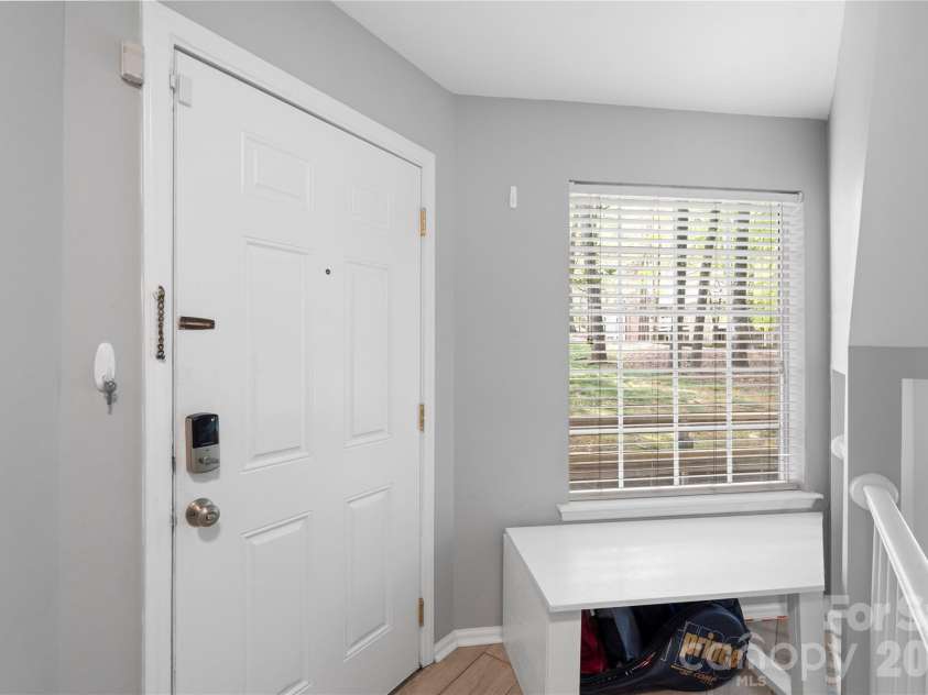 6038 Gray Gate Lane, Charlotte, NC 28210.  MLS# CAR4365996, YatesRealty ID 22591. 