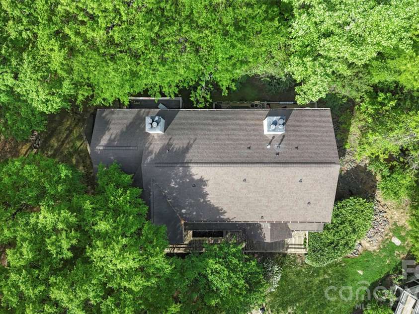 6038 Gray Gate Lane, Charlotte, NC 28210.  MLS# CAR4365996, YatesRealty ID 22591. 