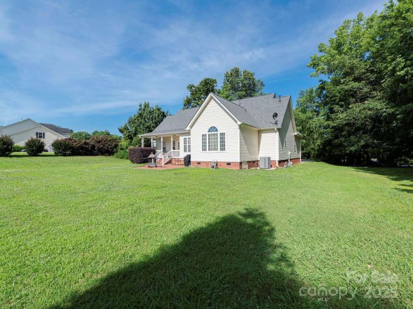 3697 Travertine Drive, Lancaster, SC 29720.  MLS# CAR4271522, YatesRealty ID 22592. Backyard