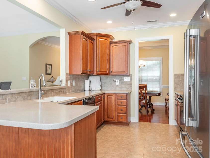 3697 Travertine Drive, Lancaster, SC 29720.  MLS# CAR4271522, YatesRealty ID 22592. Kitchen