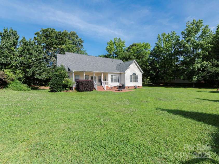 3697 Travertine Drive, Lancaster, SC 29720.  MLS# CAR4271522, YatesRealty ID 22592. Spacious backyard