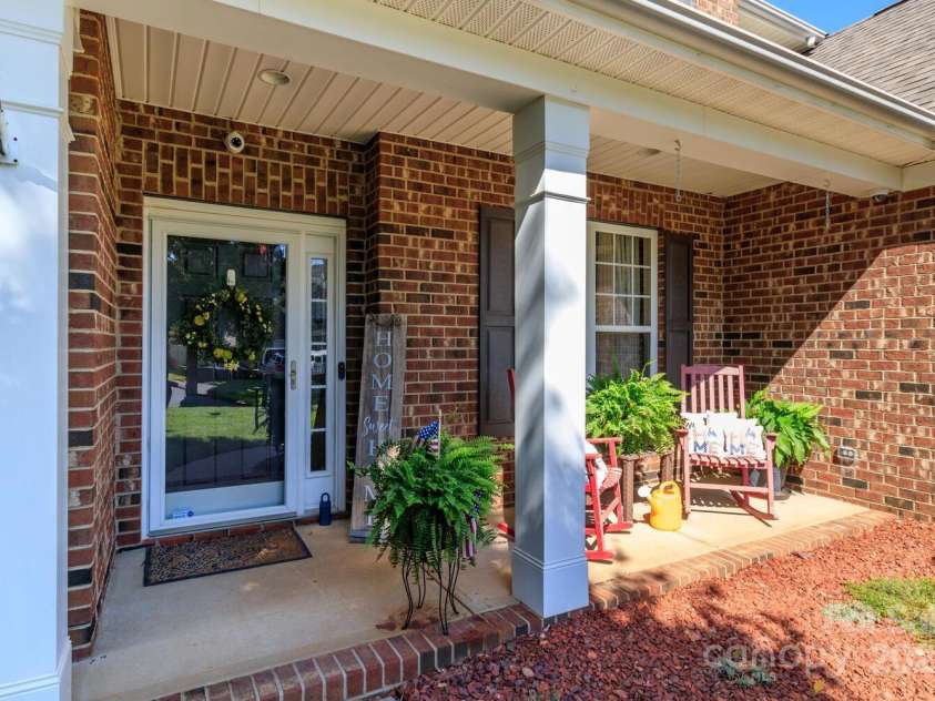 1006 Apogee Drive, Indian Trail, NC 28079.  MLS# CAR4266801, YatesRealty ID 22593. 