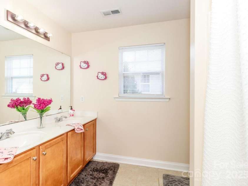 1006 Apogee Drive, Indian Trail, NC 28079.  MLS# CAR4266801, YatesRealty ID 22593. 