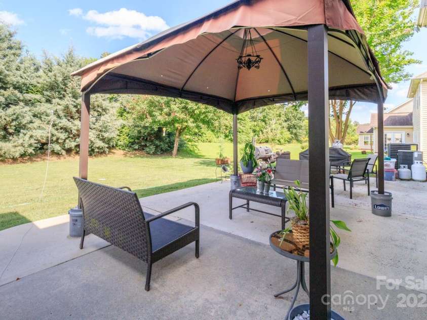 1006 Apogee Drive, Indian Trail, NC 28079.  MLS# CAR4266801, YatesRealty ID 22593. 